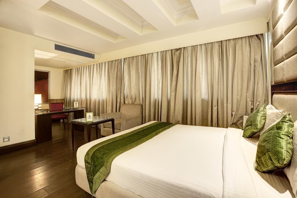 Western Court Chandīgarh מראה חיצוני תמונה