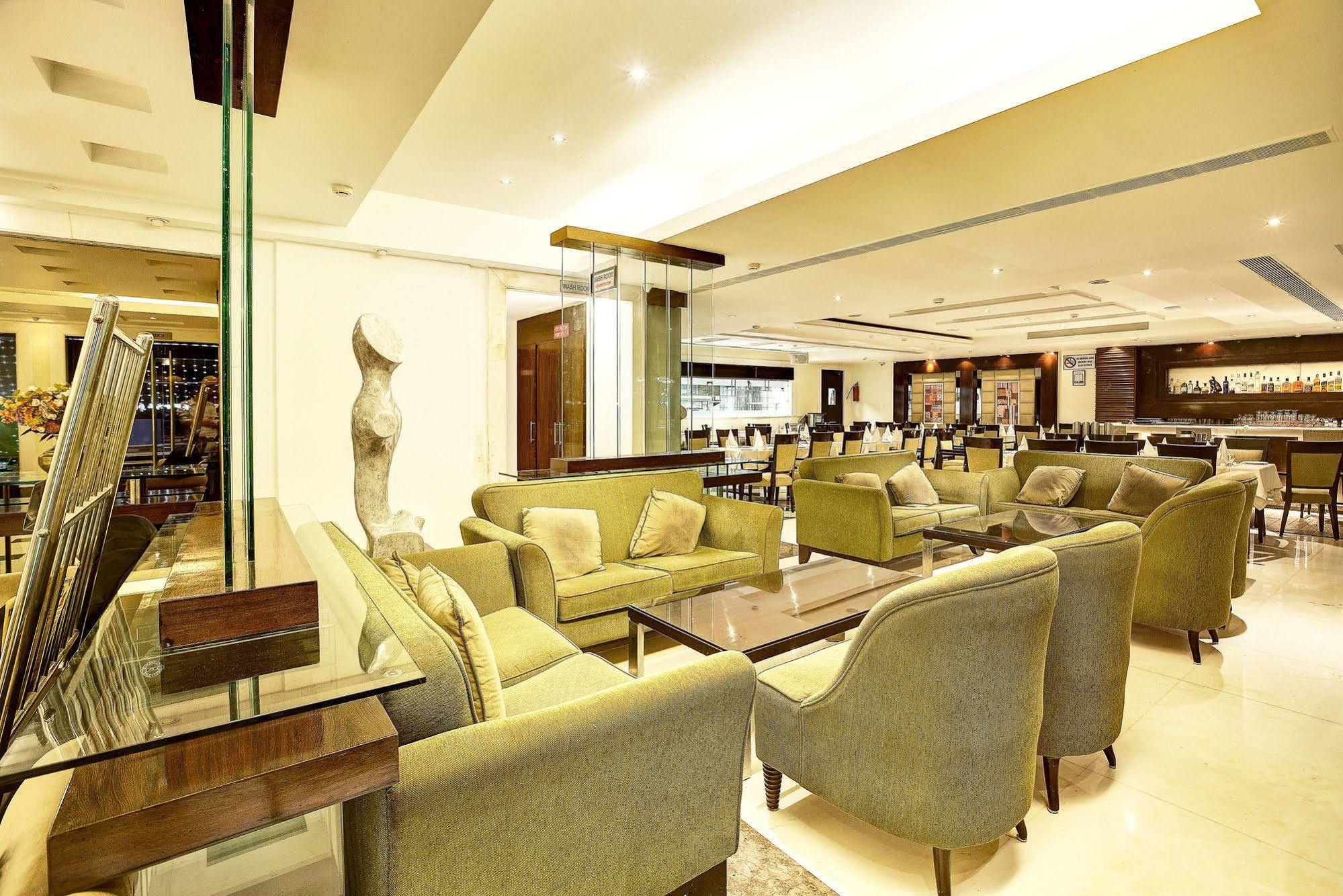 Western Court Chandīgarh מראה חיצוני תמונה